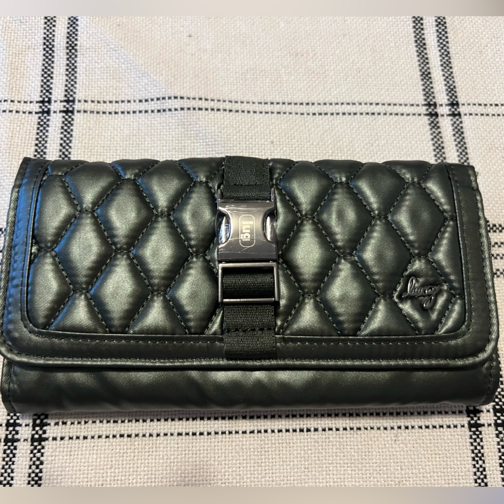 LUG Throttle RFID Wallet - Metallic Olive - Gently used for 1 month